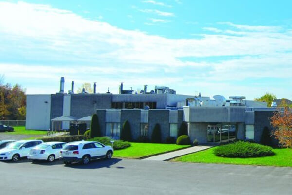 Usine Emballage St-Jean_voitures